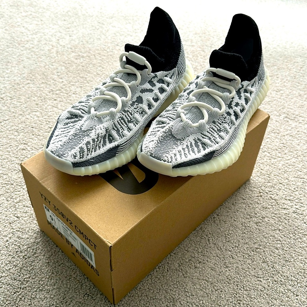 NEW adidas YZY 350 v2 CMPCT size 9.5
